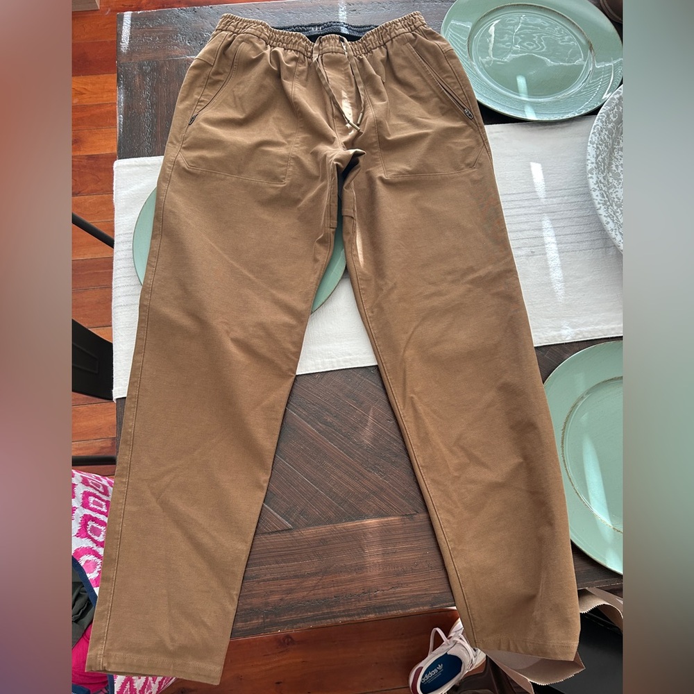 Lululemon Men’s ABC Warpstreme pull on pant size L EUC